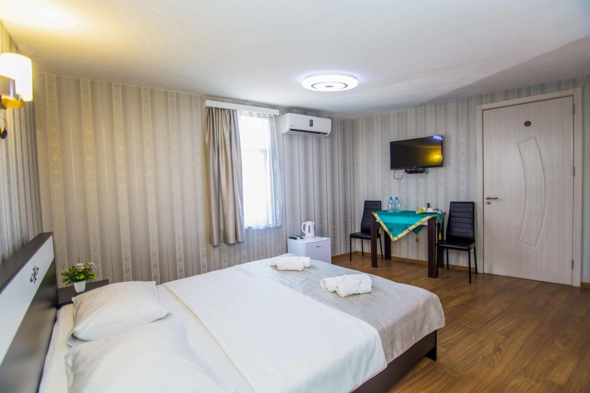 Hotel Care Inn Tbilisi Exterior photo